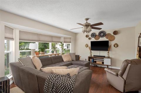 268 Royalltrail Ln, O'fallon, MO 63368 photo 14