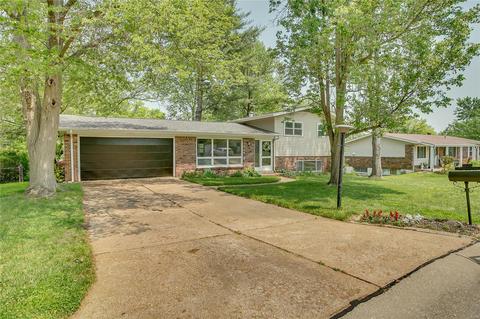 1205 Foxview Ter, Ballwin, MO 63011 photo 23