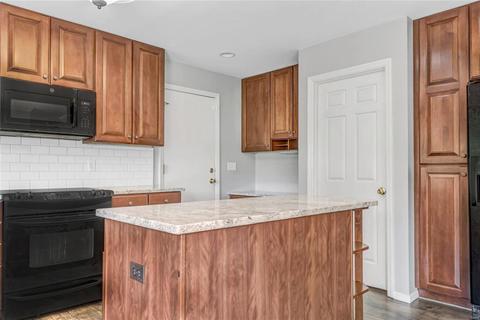 1842 Dougherty Ter, Ballwin, MO 63021 photo 9