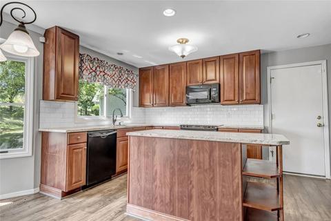 1842 Dougherty Ter, Ballwin, MO 63021 photo 13