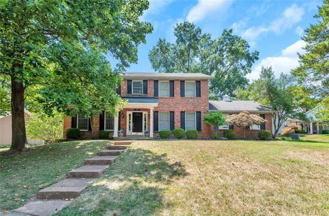 1842 Dougherty Ter, Ballwin, MO 63021 photo 1