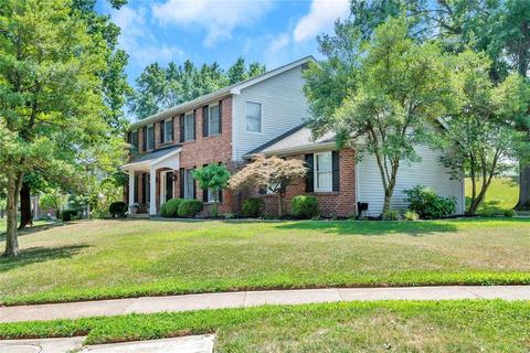 1842 Dougherty Ter, Ballwin, MO 63021 photo 2