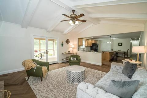1012 Bedford Ln, Ballwin, MO 63011 photo 17