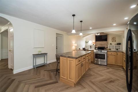 1012 Bedford Ln, Ballwin, MO 63011 photo 9