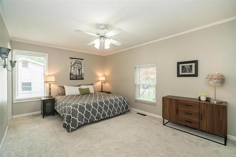1012 Bedford Ln, Ballwin, MO 63011 photo 25