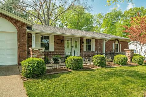 1012 Bedford Ln, Ballwin, MO 63011 photo 2