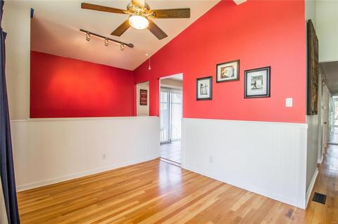 32 Pepper Tree Dr, Fenton, MO 63026 photo 6