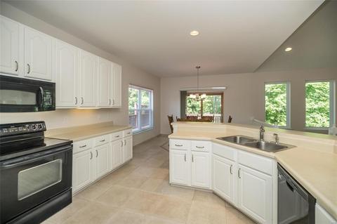 909 Eaglesridge Ct, Wildwood, MO 63021 photo 11