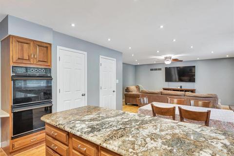254 White Tree Ln, Ballwin, MO 63011 photo 17