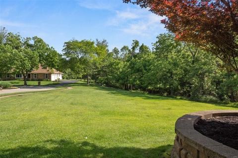 516 Shadow Mountain Ct, Wildwood, MO 63011 photo 3