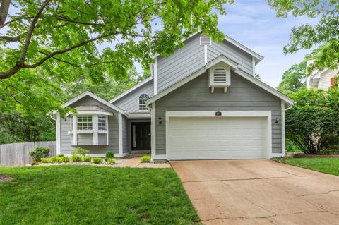 871 Ginger Wood, Ballwin, MO 63021 photo 1