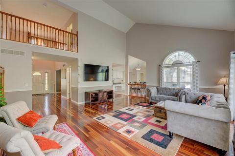 1556 Englebrook Dr, Wildwood, MO 63011 photo 3