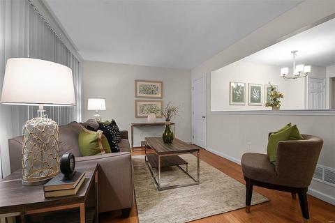 505 Teston, Saint Louis, MO 63135 photo 2