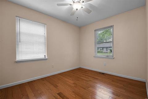 505 Teston, Saint Louis, MO 63135 photo 9
