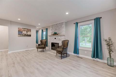 780 Sulphur Spring Ct, Manchester, MO 63021 photo 5