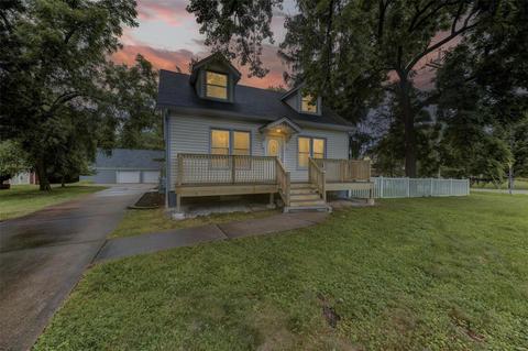 780 Sulphur Spring Ct, Manchester, MO 63021 photo 2