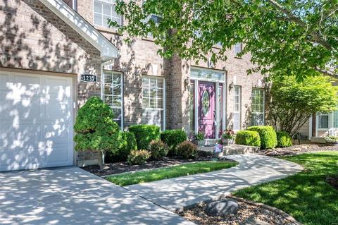 1237 Oak Borough Dr, Ballwin, MO 63021 photo 3