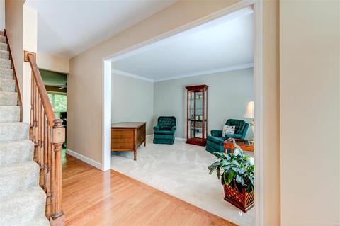 1237 Oak Borough Dr, Ballwin, MO 63021 photo 14