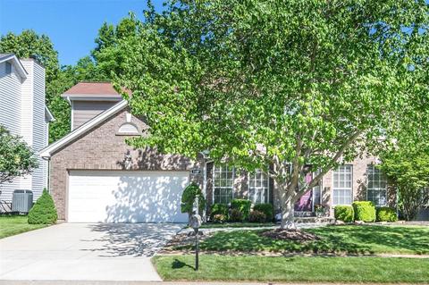 1237 Oak Borough Dr, Ballwin, MO 63021 photo 5