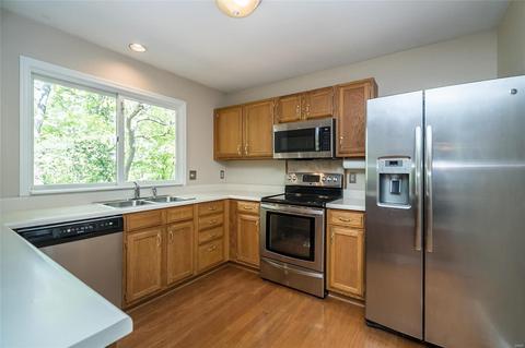 662 Woodhill Estates Dr, Ellisville, MO 63021 photo 23