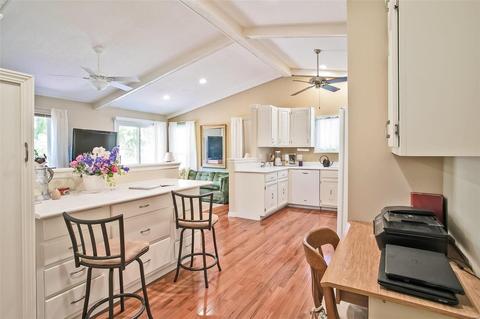 560 Red Brg, Ballwin, MO 63021 photo 9