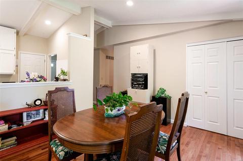 560 Red Brg, Ballwin, MO 63021 photo 4