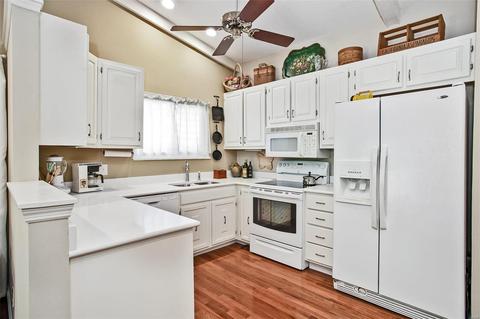 560 Red Brg, Ballwin, MO 63021 photo 11