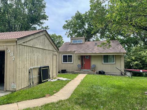 987 Imperial Pt, Manchester, MO 63021 photo 1