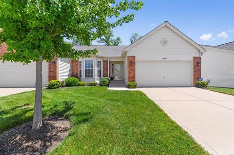 16049 Kerryton Place Dr, Ballwin, MO 63021 photo 1
