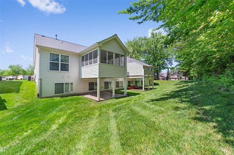 16049 Kerryton Place Dr, Ballwin, MO 63021 photo 4