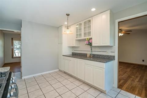 360 Novara Dr, Ballwin, MO 63021 photo 15