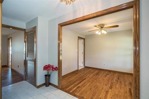 360 Novara Dr, Ballwin, MO 63021 photo 6