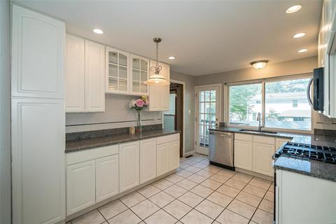 360 Novara Dr, Ballwin, MO 63021 photo 11