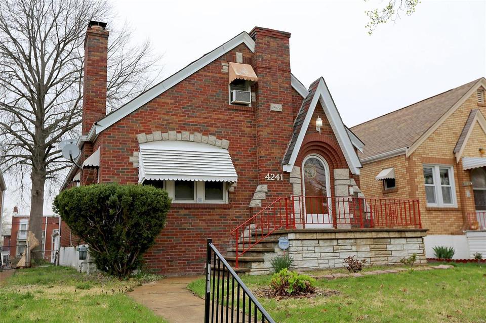 4241 Utah St, Saint Louis, MO 63116 34 Photos MLS 22029882 Movoto