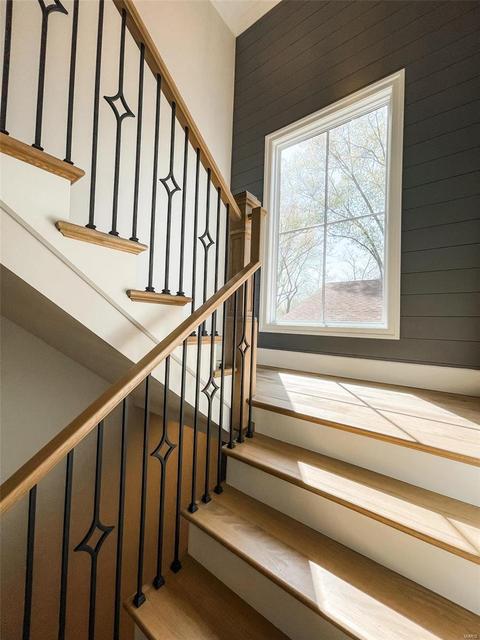826 Warwick Ln, Glendale, MO 63122 photo 14