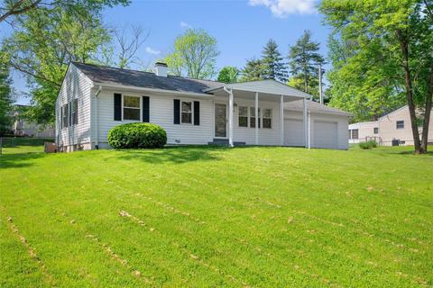 444 Bush Dr, Ballwin, MO 63021 photo 1