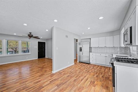 444 Bush Dr, Ballwin, MO 63021 photo 6
