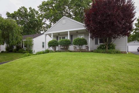 9630 Echo Ln, Saint Louis, MO 63114 photo 2