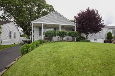 9630 Echo Ln, Saint Louis, MO 63114 photo 3