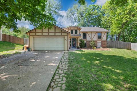 206 Straightoak, Ballwin, MO 63021 photo 1