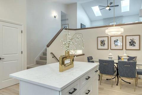 1314 Stone Run Dr, Ballwin, MO 63021 photo 5