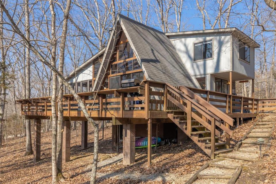 682 Shadow Lake Cir, Innsbrook, MO 63390 28 Photos MLS 22030930