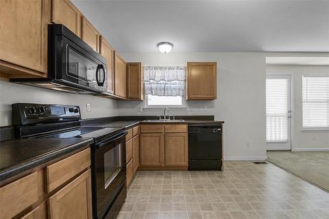 404 Wild Oak Dr, O'fallon, MO 63368 photo 9