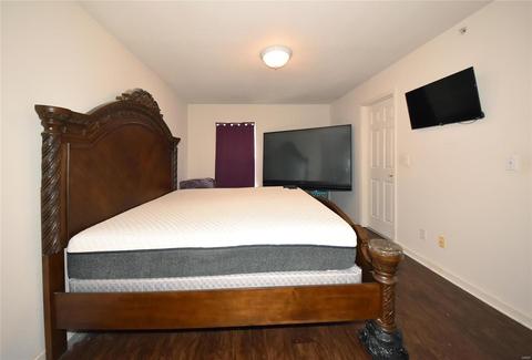 100 Towne Square Ct #J, Eureka, MO 63025 photo 12