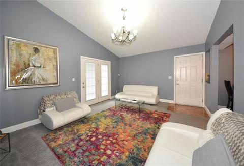 100 Towne Square Ct #J, Eureka, MO 63025 photo 4
