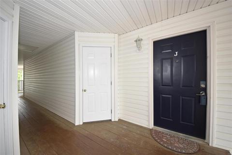 100 Towne Square Ct #J, Eureka, MO 63025 photo 19