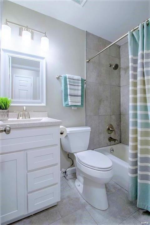 1080 Sagebrush Trl, Ballwin, MO 63011 photo 18