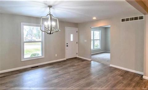 1080 Sagebrush Trl, Ballwin, MO 63011 photo 6