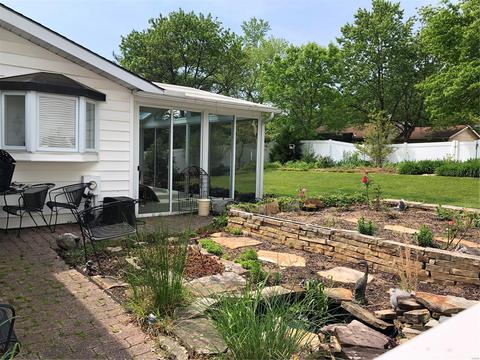 229 Valleyoak Ct, Ballwin, MO 63021 photo 2