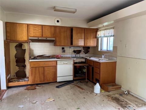 3300 Fee Fee Rd, Bridgeton, MO 63044 photo 6